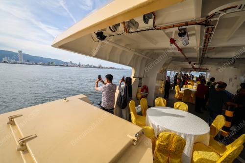 PENANG BRIDGE SUNSET CRUISE