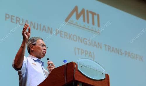 PG03_09012016_MENTERI_TPPA