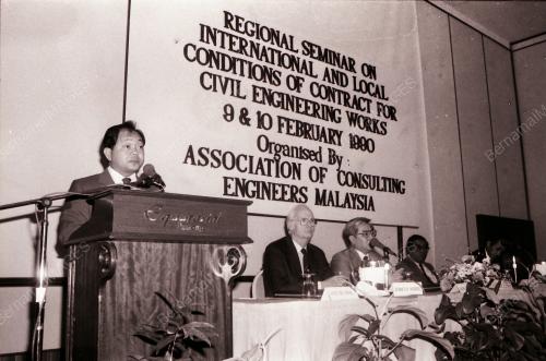 DATUK DR LEO MOGGIE