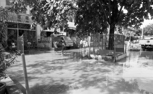 PG03_09072015_BANJIR_KILAT