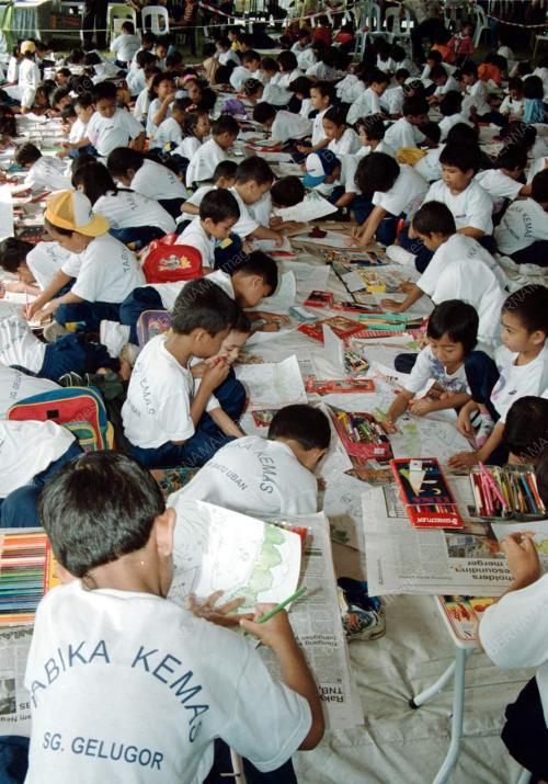 PERTANDINGAN MELUKIS