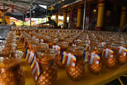 HARI WESAK