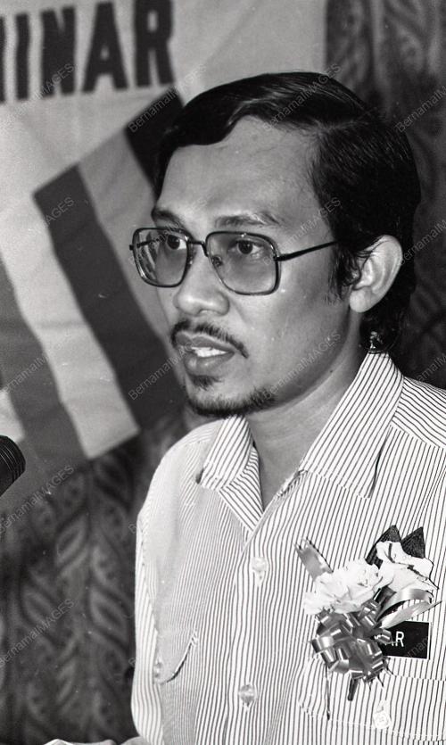 ANWAR IBRAHIM
