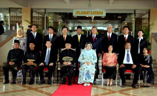 KERAJAAN BARU