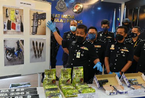 POLIS_DADAH