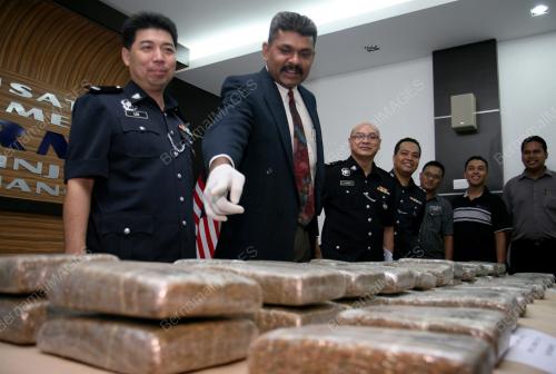 PG03_14022011_POLIS_GANJA