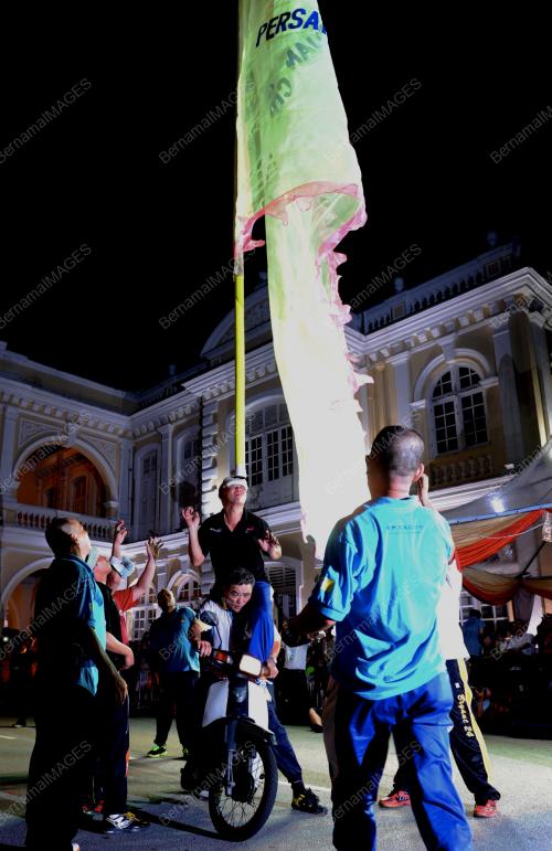 PG03_16122013_CHINGAY