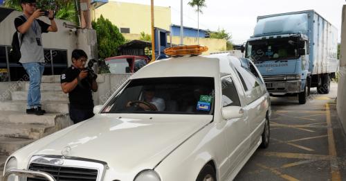 PG03_17062015_KERETA_JENAZAH