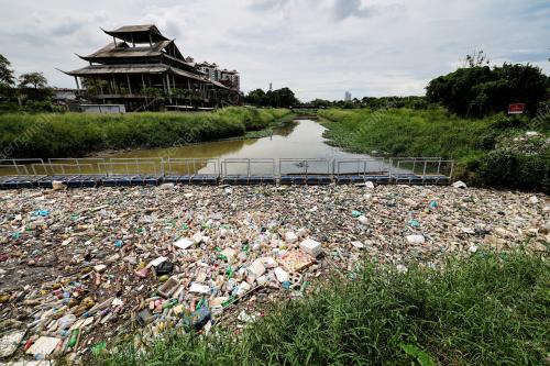 SAMPAH SUNGAI JURU