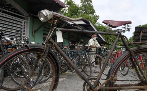 KOLEKSI BASIKAL KLASIK