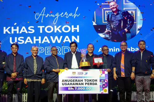 TAN SRI KHALID RAMLI