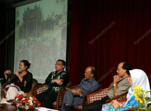 FORUM_WARISAN