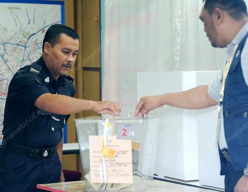PG03_21052014_BUANG_UNDI