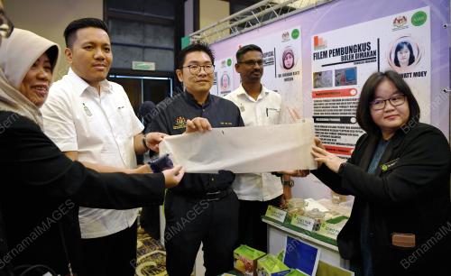 PG03_22022019_PEMBUNGKUS_BN201902211221