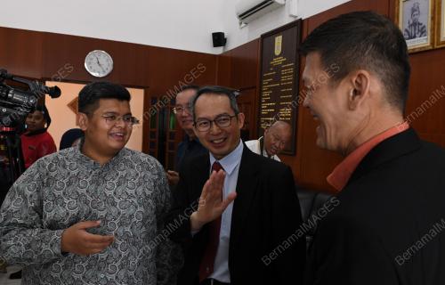 PERSIDANGAN DUN