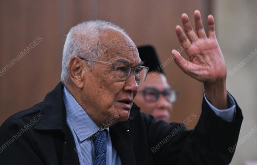 TUN ZAKI AZMI