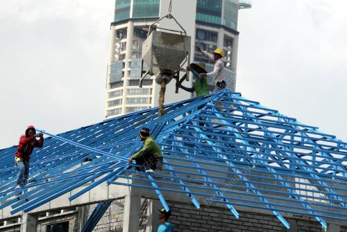 PG03_22112016_PEKERJA_KESELAMATAN