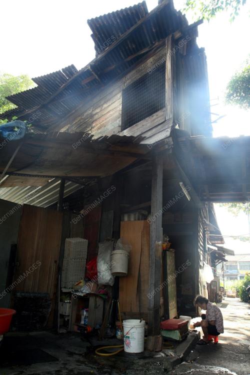 PG03_24012011_RUMAH_USANG