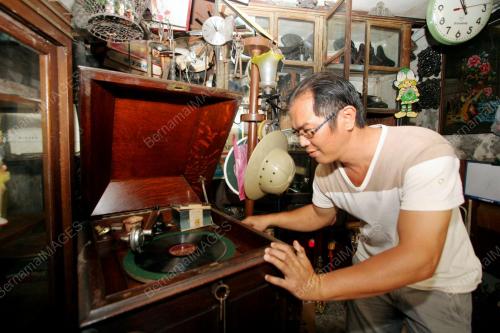 KEDAI ANTIK