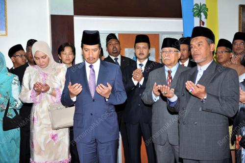 TUANKU MIZAN ZAINAL ABIDIN