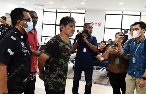 PERTUDUHAN BUNUH IBU