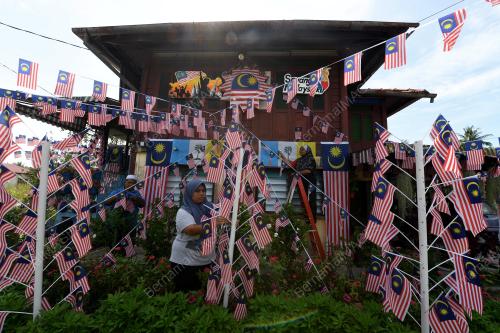 PG03_24082018_RUMAH_BENDERA