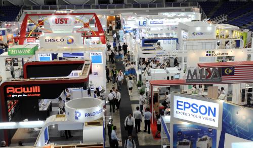 PG03_26042016_PAMERAN_SEMICON