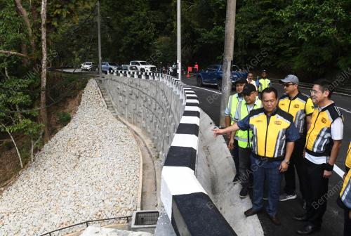 DATUK SERI ALEXANDER NANTA LINGGI