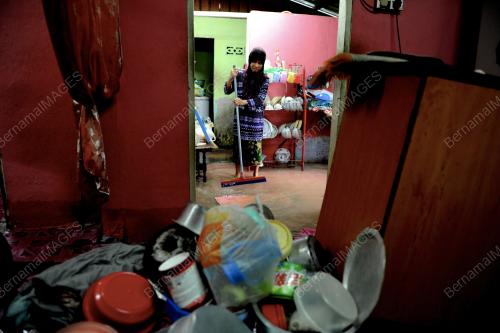PG03_27052017_BANJIR_DAPUR