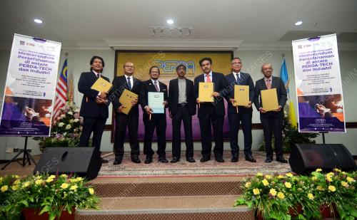 PG03_27092019_BERGAMBAR_BN201909262421