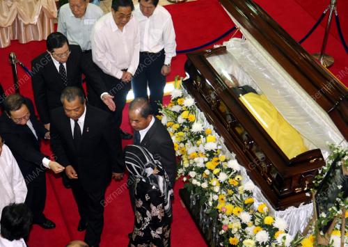 TAN SRI MUHYIDDIN YASSIN