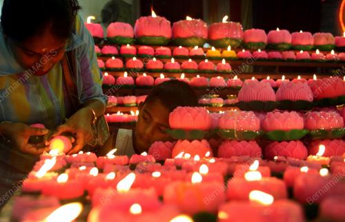 HARI WESAK