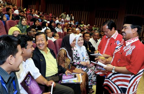 PG03_28052012_MENTERI_MESRA