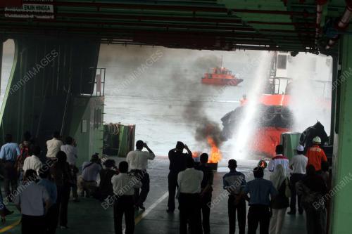 FERI TERBAKAR