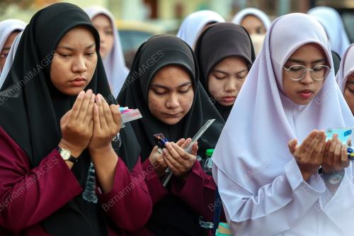 SIJIL PELAJARAN MALAYSIA (SPM)