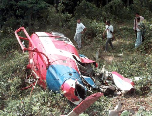 PG04-04_12_2000_HELI-JATUH_15012016