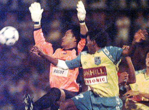 PG04-22_08_2000_LIGA_MALAYS_12012016
