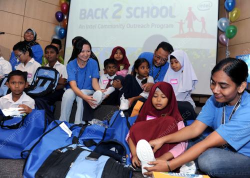 PG04_03122012_INTEL_BANTUAN