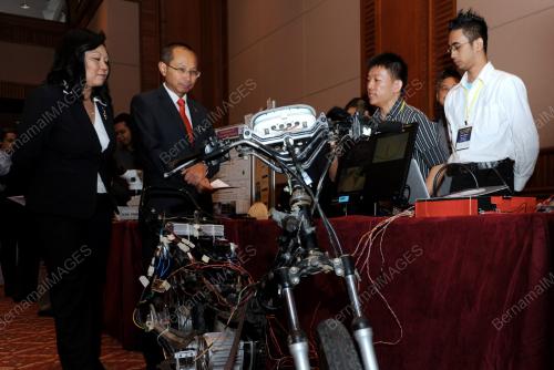 PG04_04072013_PAMERAN