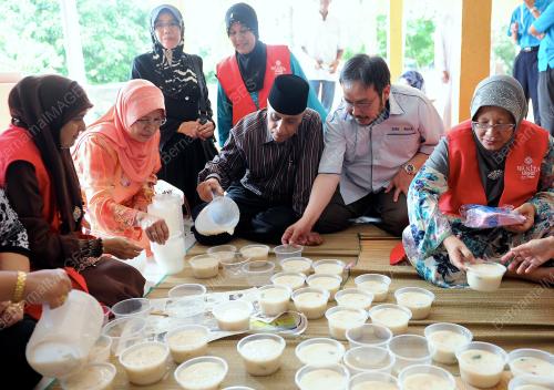 PG04_04082012_BUBUR_LAMBUK