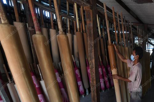 KAYU COLOK TRADISIONAL