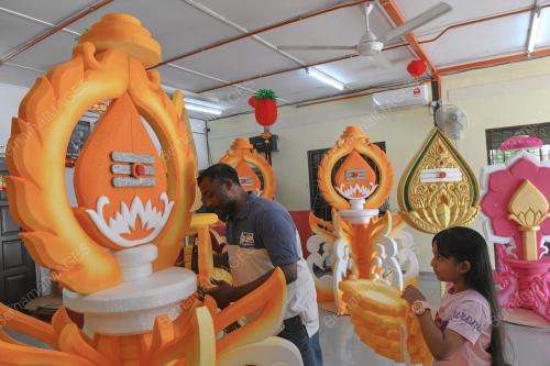 PEMBUAT KAVADI