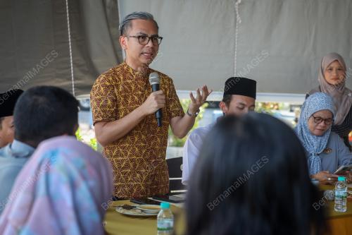 FAHMI FADZIL