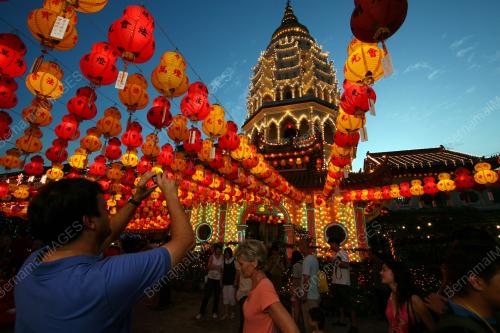 KEK LOK SI