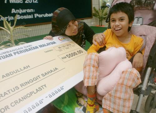 PG04_07032012_PENERIMA_BANTUAN
