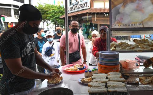 ROTI BAKAR