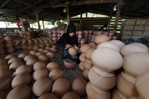 PERIUK TANAH LIAT SAMBUT PONGGAL