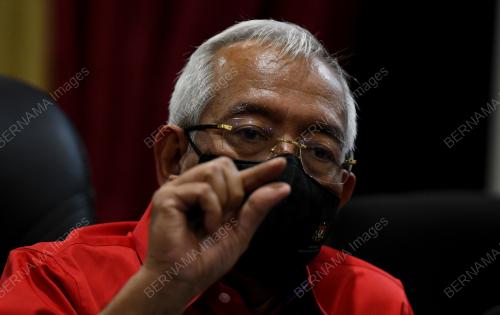 DATUK SERI MAHZIR KHALID