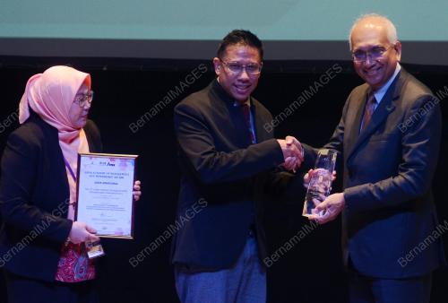 PG04_08102019_ANUGERAH_BN201910022947