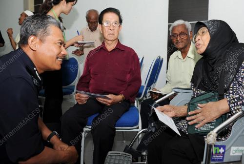 PG04_09042012_POLIS_BANTUAN